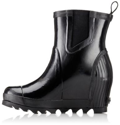 chelsea gloss rain boots