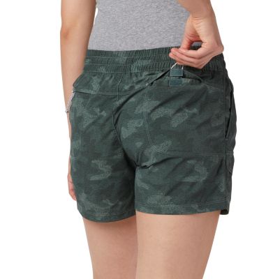 columbia women's omni wick shorts