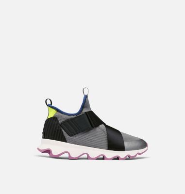 women's kinetic sneaker