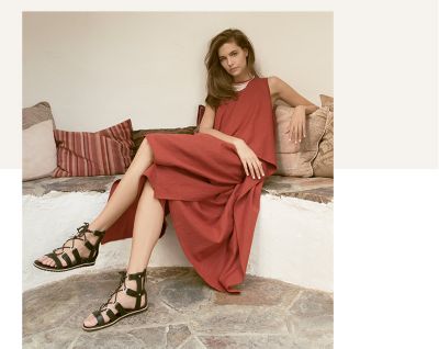 red sorel sandals