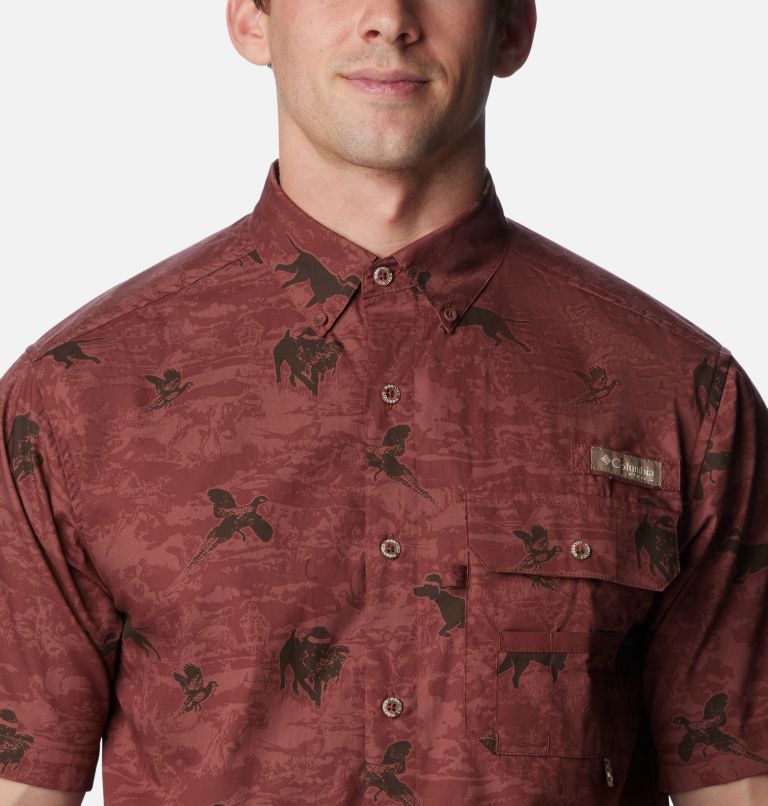 Thumbnail: Men's PHG Super Sharptail Short Sleeve Shirt, Color: Red Rocks Santa Dogs Print, image 4