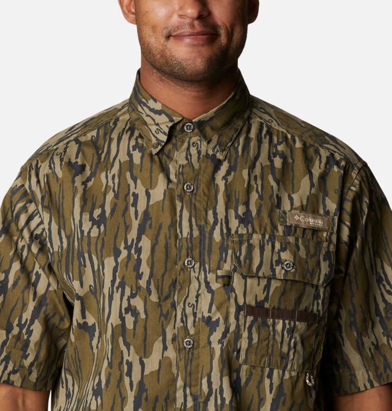Thumbnail: Men's PHG Super Sharptail Short Sleeve Shirt, Color: Mossy Oak Bottomland, image 4