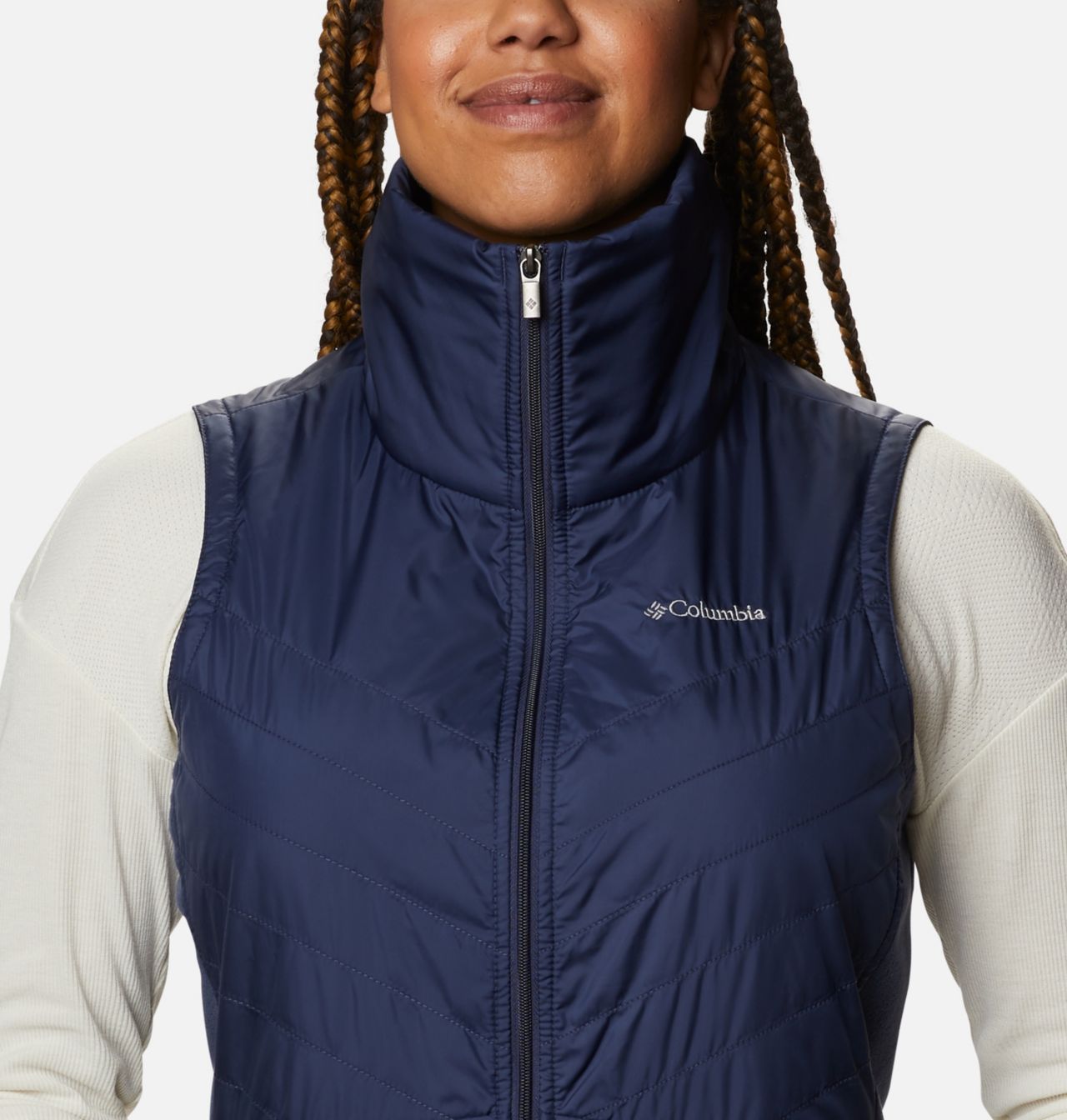 Women’s Mix It Around™ II Vest 4