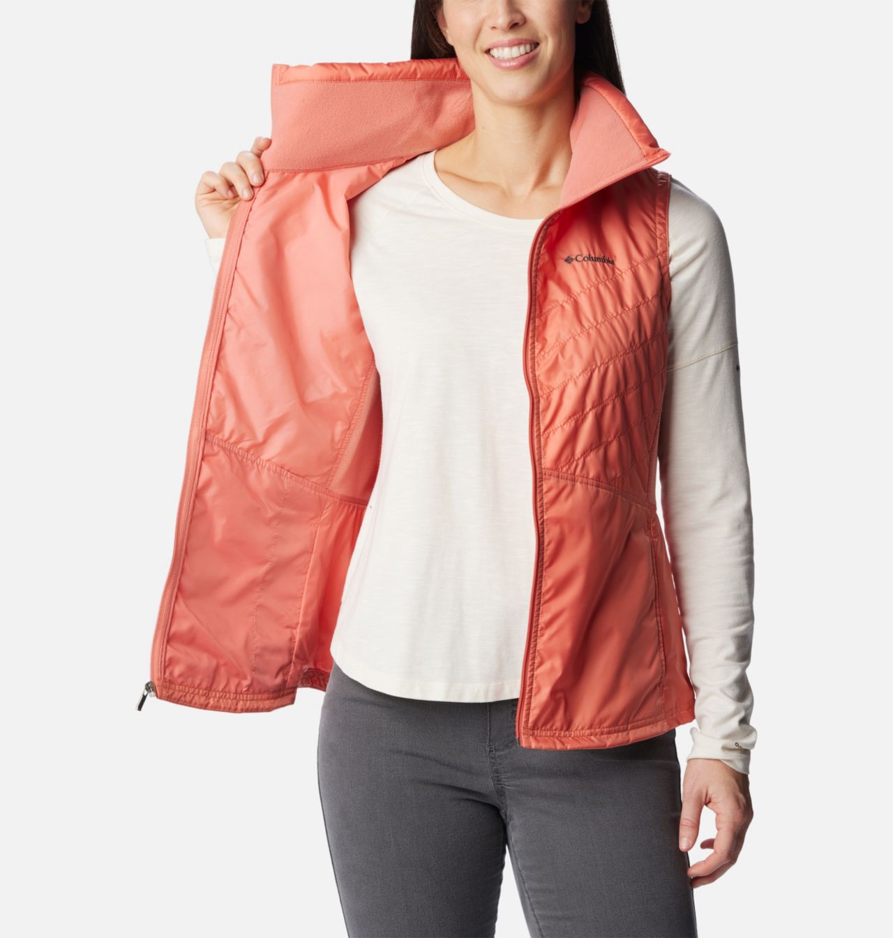 Women’s Mix It Around™ II Vest 5