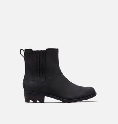 common projects black leather chelsea boots