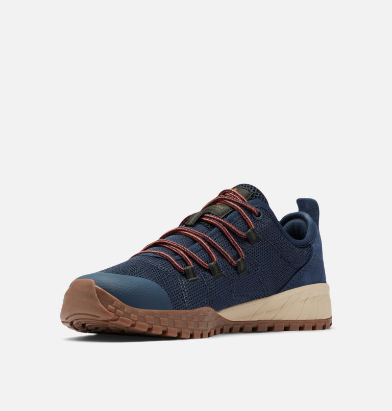 Columbia men's fairbanks low shoe store