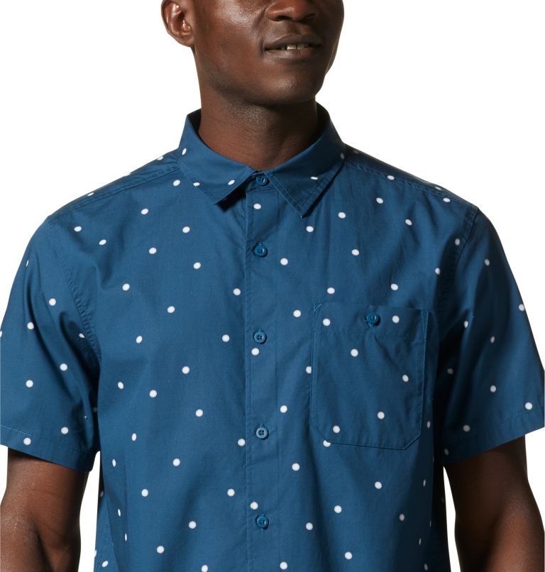 Thumbnail: Men's Big Cottonwood Short Sleeve Shirt, Color: Dark Caspian Micro Sun Dot Print, image 4