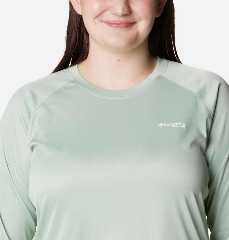 Women's Tidal Tee PFG Heather Long Sleeve - Plus Size, Color: Cool Green Heather, White Logo, image 4