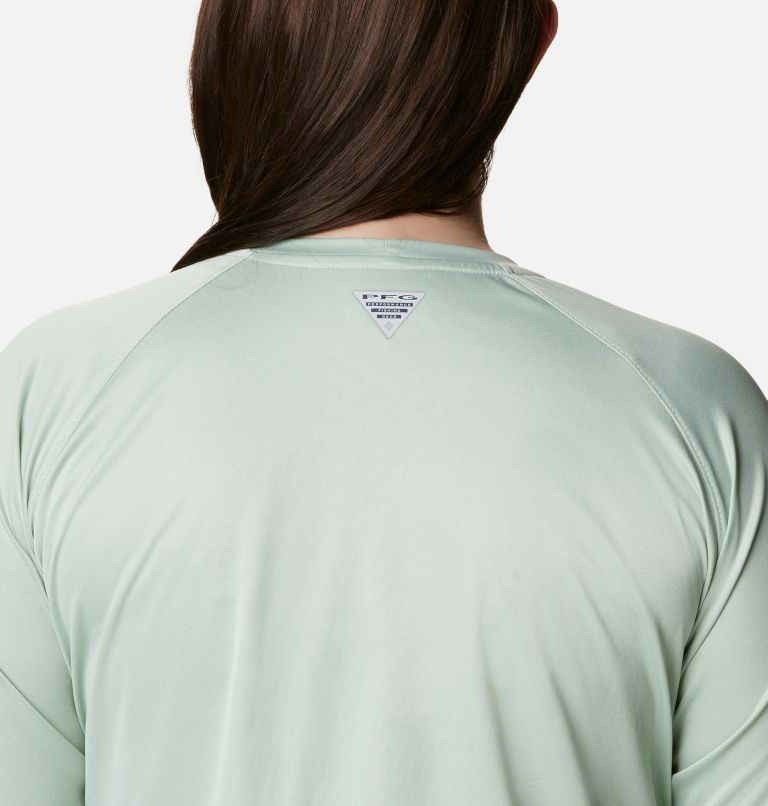 Women's Tidal Tee PFG Heather Long Sleeve - Plus Size, Color: Cool Green Heather, White Logo, image 5