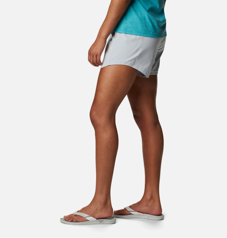 Thumbnail: Women's PFG Tamiami Pull-On Shorts, Color: Cirrus Grey, image 3