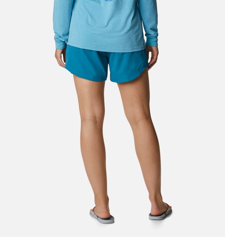 Thumbnail: Women's PFG Tamiami Pull-On Shorts, Color: Deep Marine, image 2