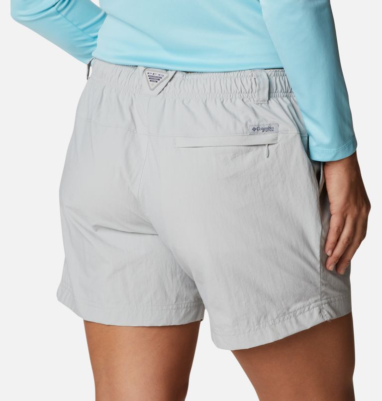 Thumbnail: Women's PFG Backcast Water Shorts, Color: Cool Grey, image 5