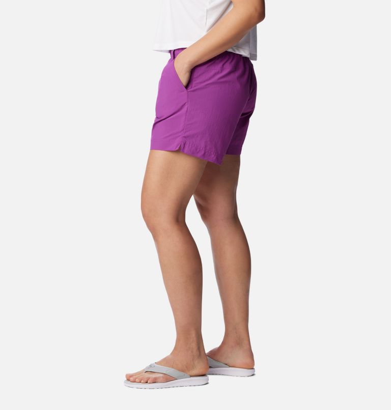 Thumbnail: Women's PFG Backcast Water Shorts, Color: Berry Jam, image 3