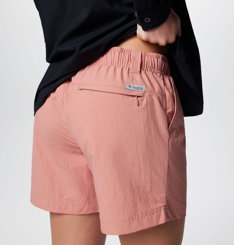 Columbia PFG Backcast Water Shorts - Women Sandalwood Pink / L
