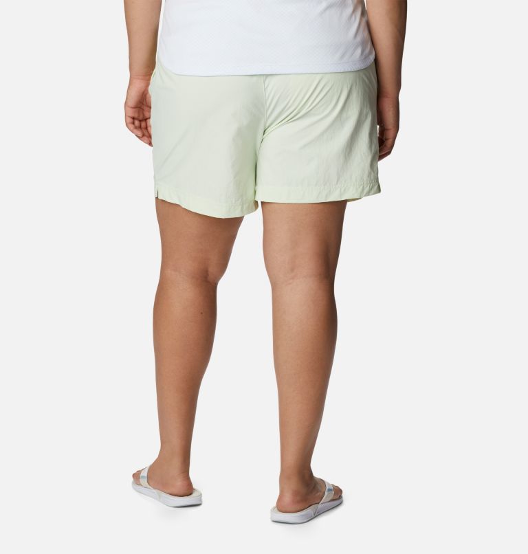 Thumbnail: Women's PFG Backcast Water Shorts - Plus Size, Color: Light Lime, image 2