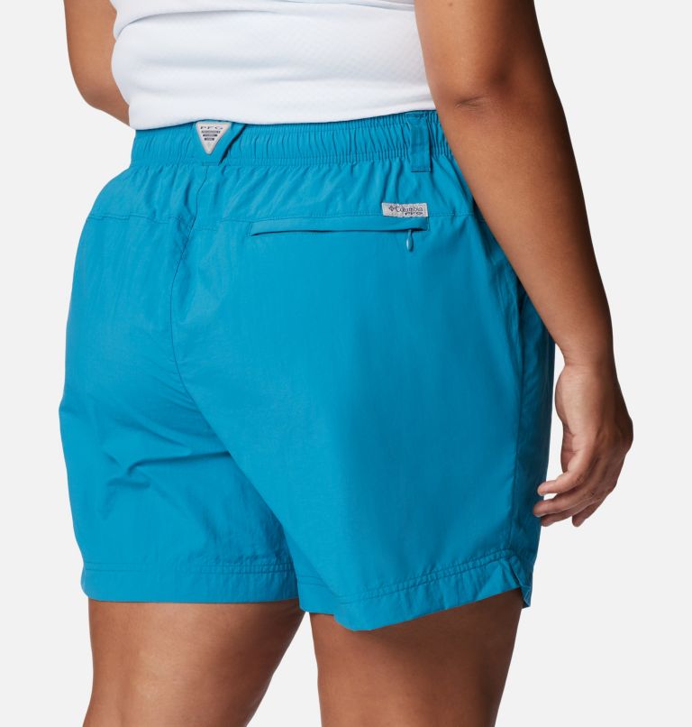 Thumbnail: Women's PFG Backcast Water Shorts - Plus Size, Color: Deep Marine, image 5