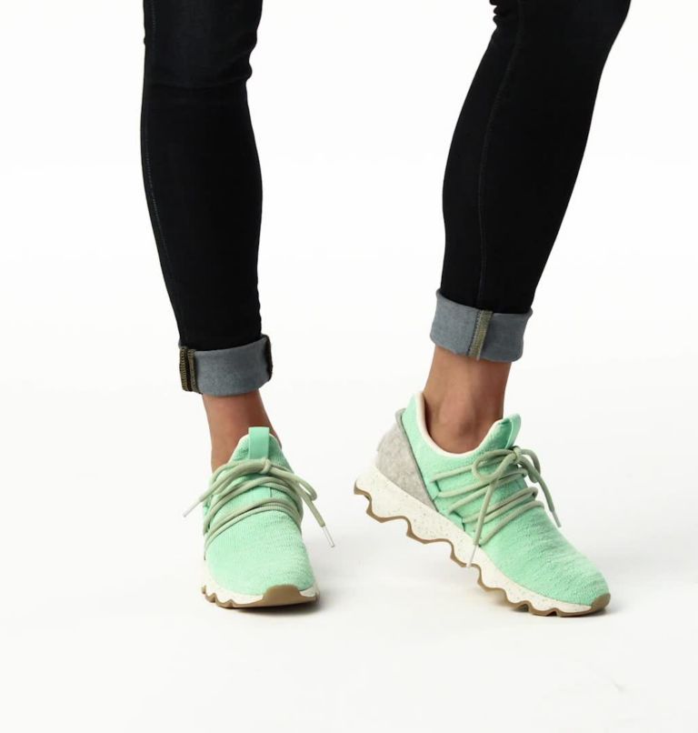 Women's Kinetic Lace Sneaker, Color: Vivid Mint