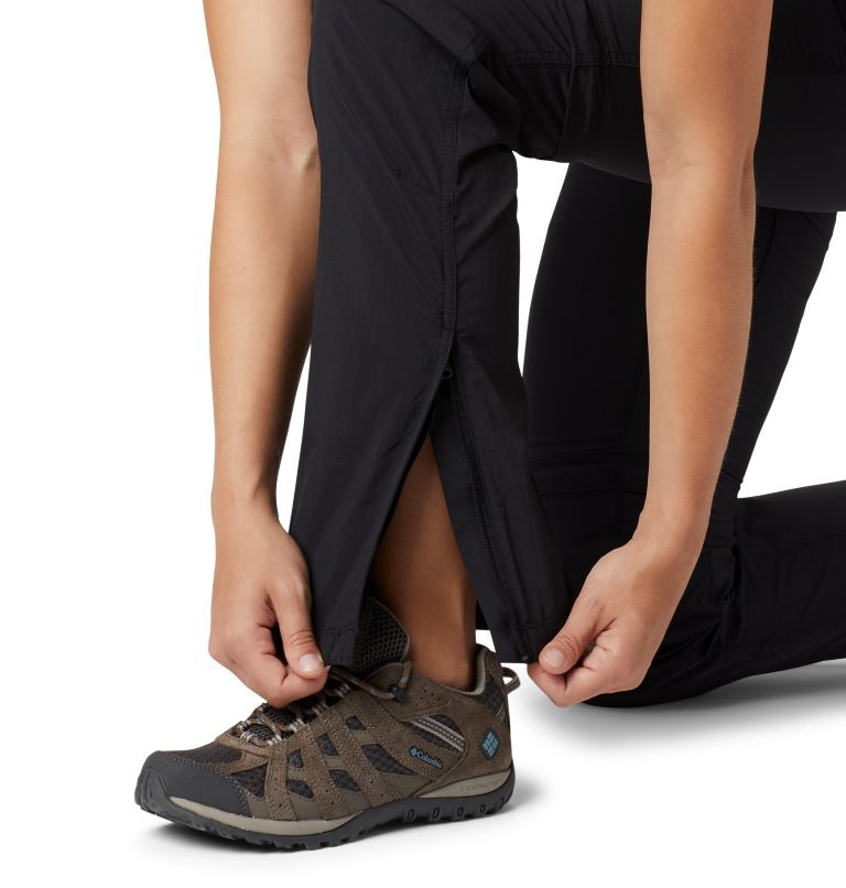 Thumbnail: Women's Silver Ridge 2.0 Convertible Pants, Color: Black, image 4