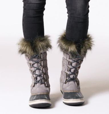 Grey sales sorel boots