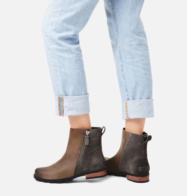 sorel emelie chelsea boot quarry