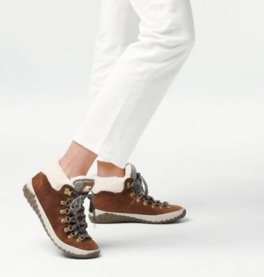 sorel out n about fur