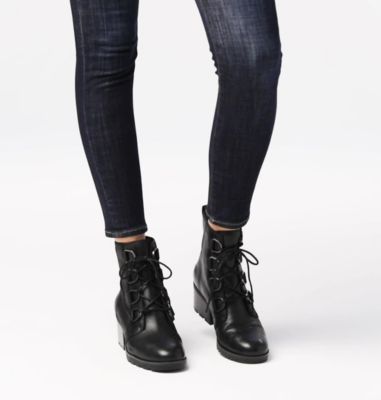 sorel black lace up boots