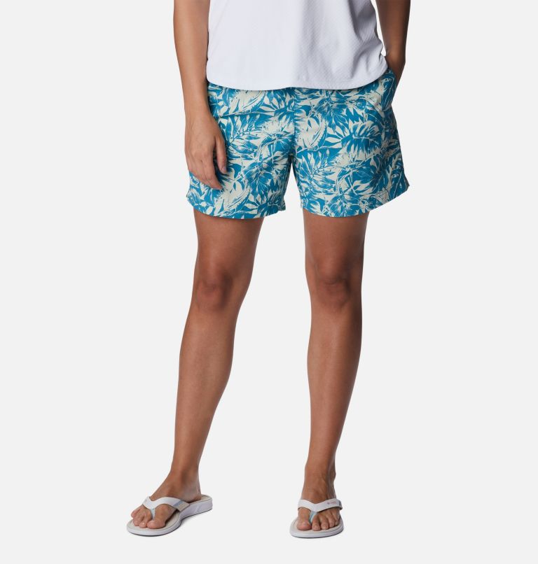 Thumbnail: Women's PFG Super Backcast Water Shorts, Color: Deep Marine Hawaiian Throwback, image 1