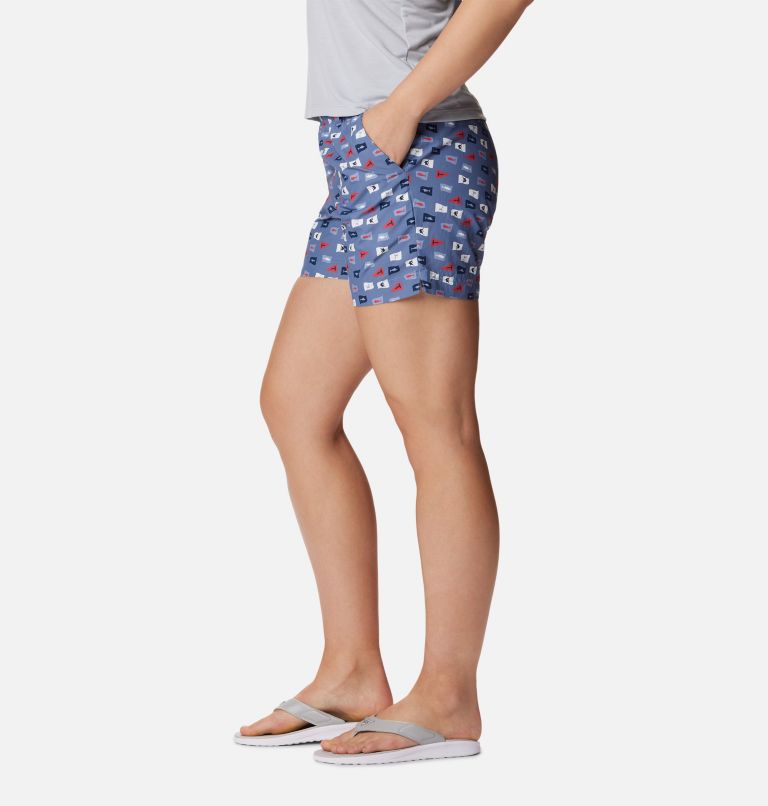 Thumbnail: Women's PFG Super Backcast Water Shorts, Color: Bluestone, Flags Up, image 3
