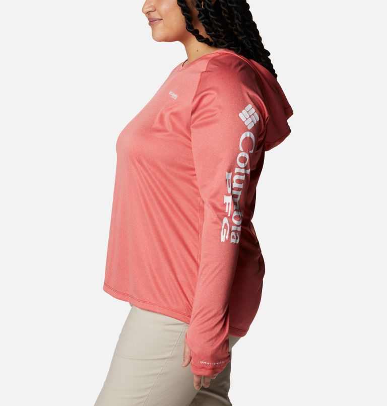 Thumbnail: Women's PFG Tidal Tee Heather Hoodie - Plus Size, Color: Red Spark Heather, White Logo, image 3