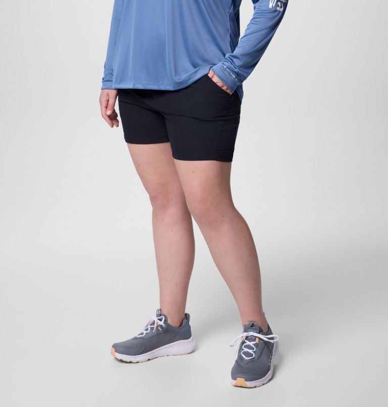 Women's PFG Coral Point III Shorts - Plus Size, Color: Black, image 3