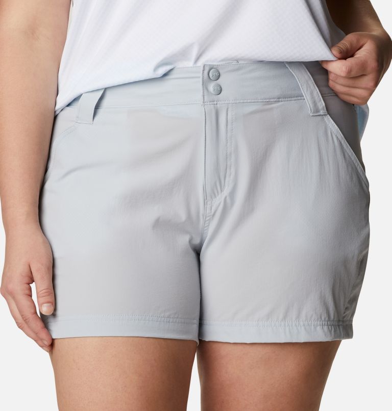 Thumbnail: Women's PFG Coral Point III Shorts - Plus Size, Color: Cirrus Grey, image 4