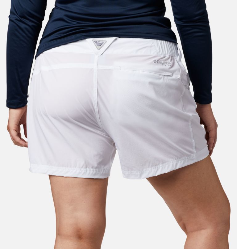 Thumbnail: Women's PFG Coral Point III Shorts - Plus Size, Color: White, image 5