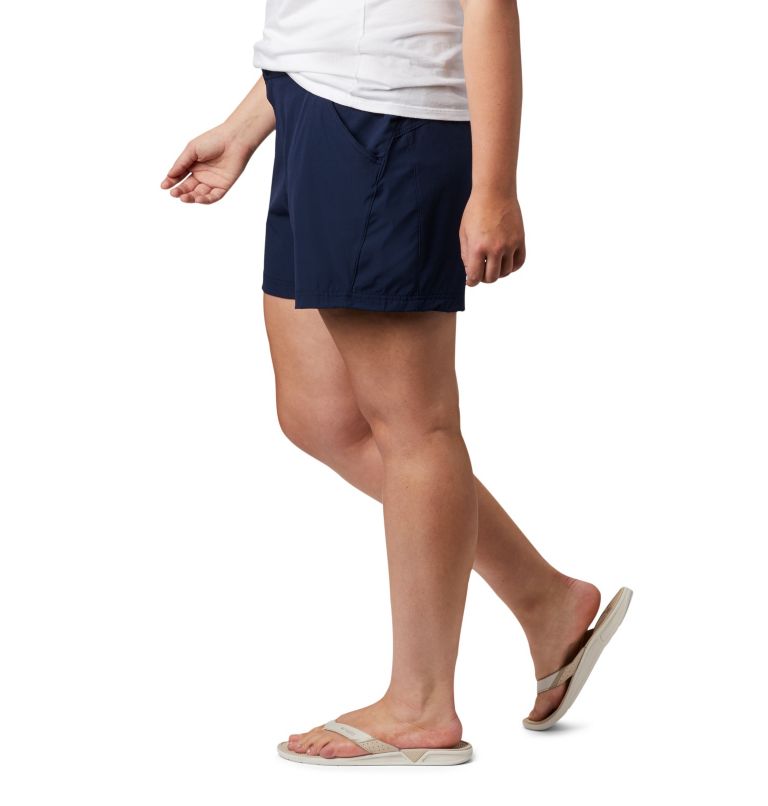 Thumbnail: Women's PFG Coral Point III Shorts - Plus Size, Color: Collegiate Navy, image 3
