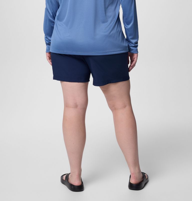 Women's PFG Coral Point III Shorts - Plus Size, Color: Collegiate Navy, image 2