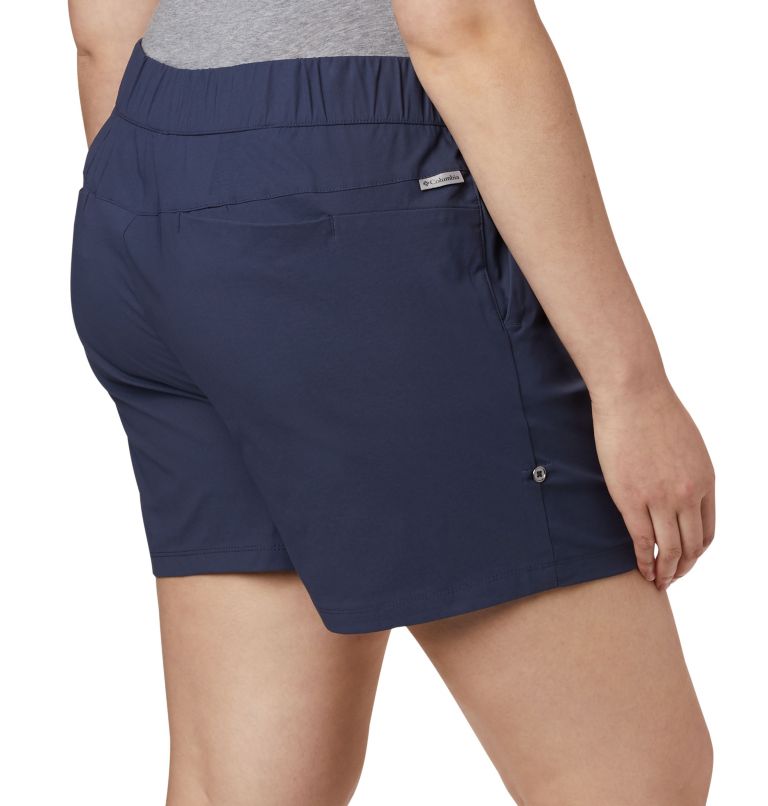 Thumbnail: Women's Firwood Camp II Shorts - Plus Size, Color: Nocturnal, image 4