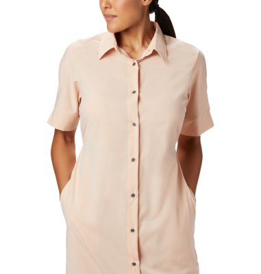 peach dress shirt