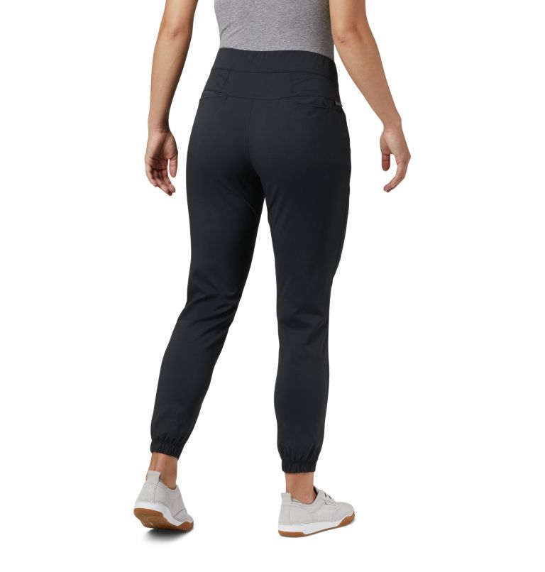 Thumbnail: Women's Firwood Camp II Trousers, Color: Black, image 2