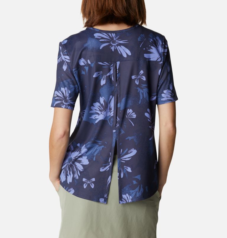 Women's Chill River Short Sleeve Shirt, Color: Nocturnal Daisy Party