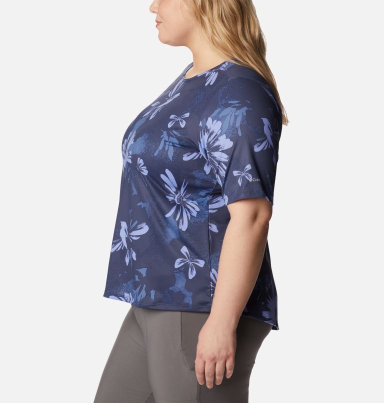 Thumbnail: Women's Chill River Short Sleeve Shirt – Plus Size, Color: Nocturnal Daisy Party, image 3