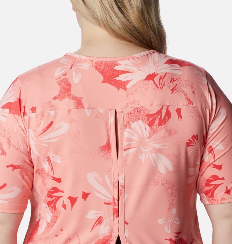 Thumbnail: Women's Chill River Short Sleeve Shirt – Plus Size, Color: Coral Reef Daisy Party, image 5