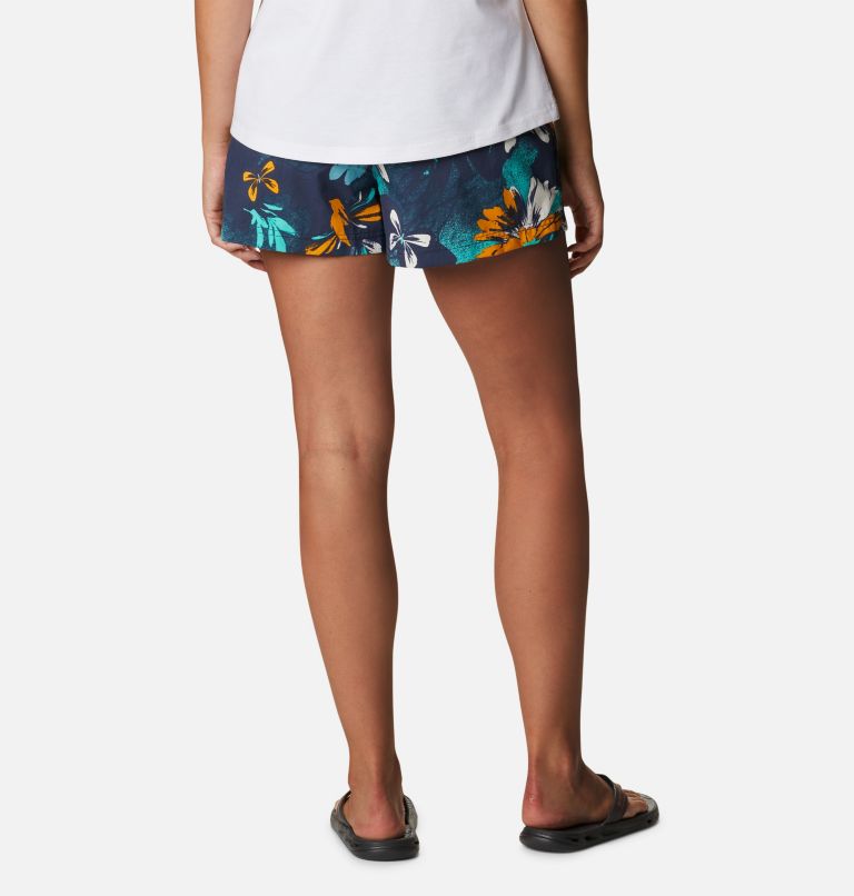 Thumbnail: Women's Sandy River II Printed Shorts, Color: Nocturnal Daisy Party Multi, image 2