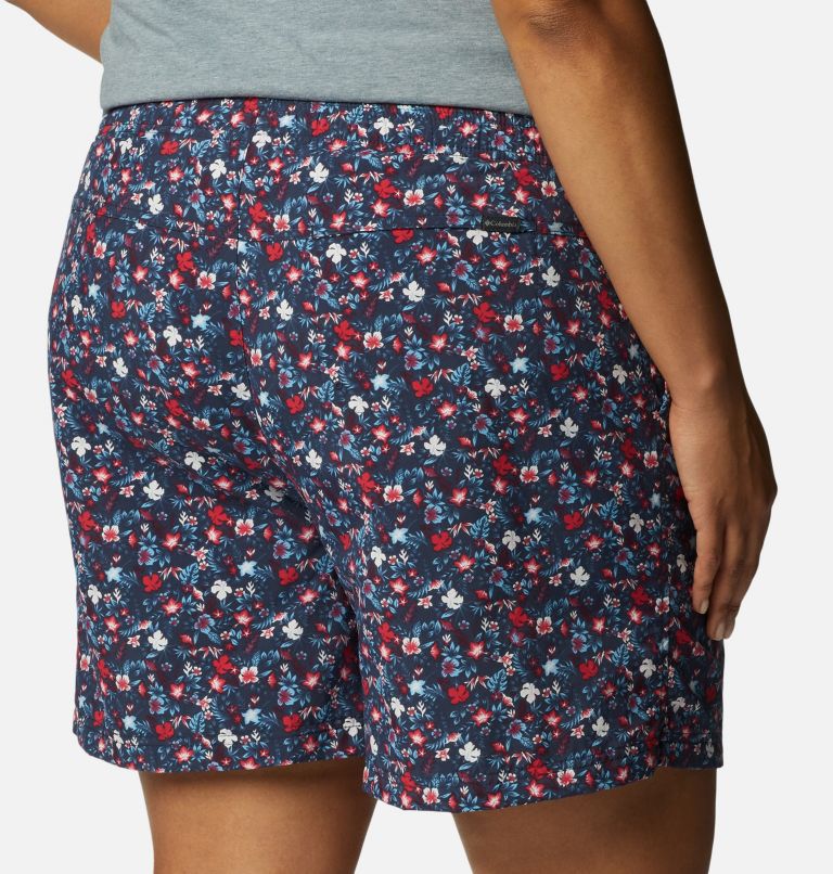 Thumbnail: Women's Sandy River II Printed Shorts - Plus Size, Color: Nocturnal, Mini Hibiscus, image 5
