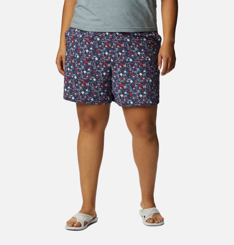 Thumbnail: Women's Sandy River II Printed Shorts - Plus Size, Color: Nocturnal, Mini Hibiscus, image 1