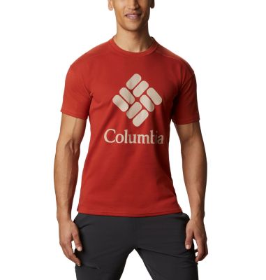 Camiseta con logotipo Columbia Lodge&trade; para hombre Columbia Lodge&trade; Logo Tee | 101 | S, Carnelian Red, Fossil, front
