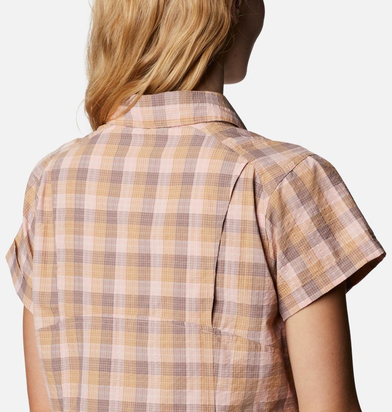 Women's Silver Ridge Novelty Short Sleeve Shirt, Color: Peach Quartz Gingham, image 5
