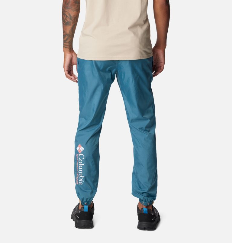 https://columbia.scene7.com/is/image/ColumbiaSportswear2/1889831_336_b_om?wid=768&hei=806&v=1710504624