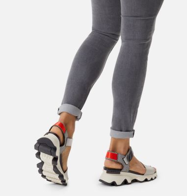 Women's Kinetic&trade; Sandal KINETIC&trade; SANDAL | 125 | 10, Dove, video