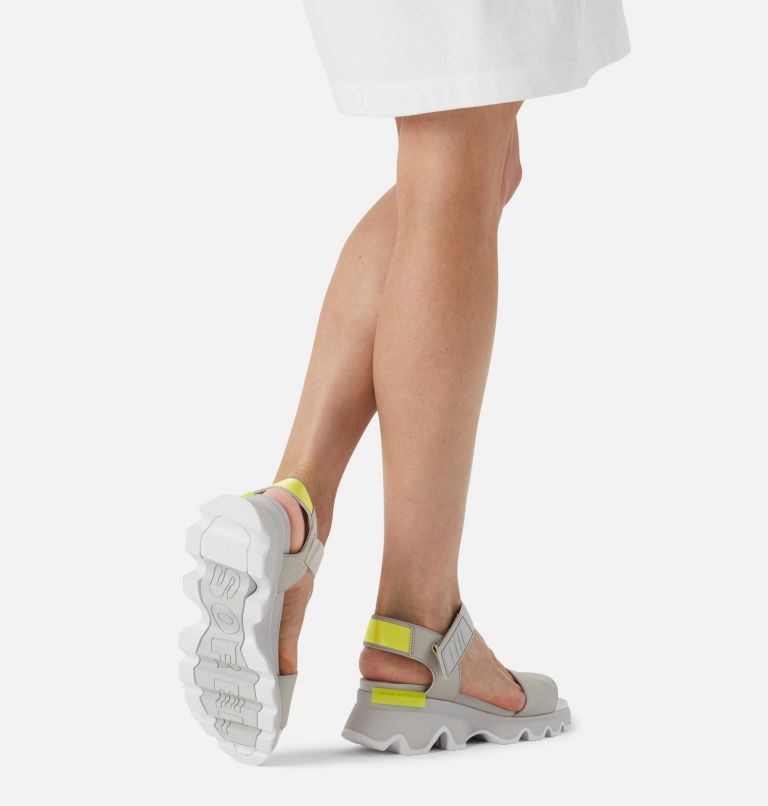Thumbnail: Women's Kinetic Sandal , Color: Dove, image 8