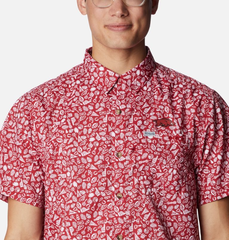 Thumbnail: Men's Collegiate PFG Super Slack Tide Shirt - Arkansas, Color: ARK - Red Velvet Gameday Print, image 4