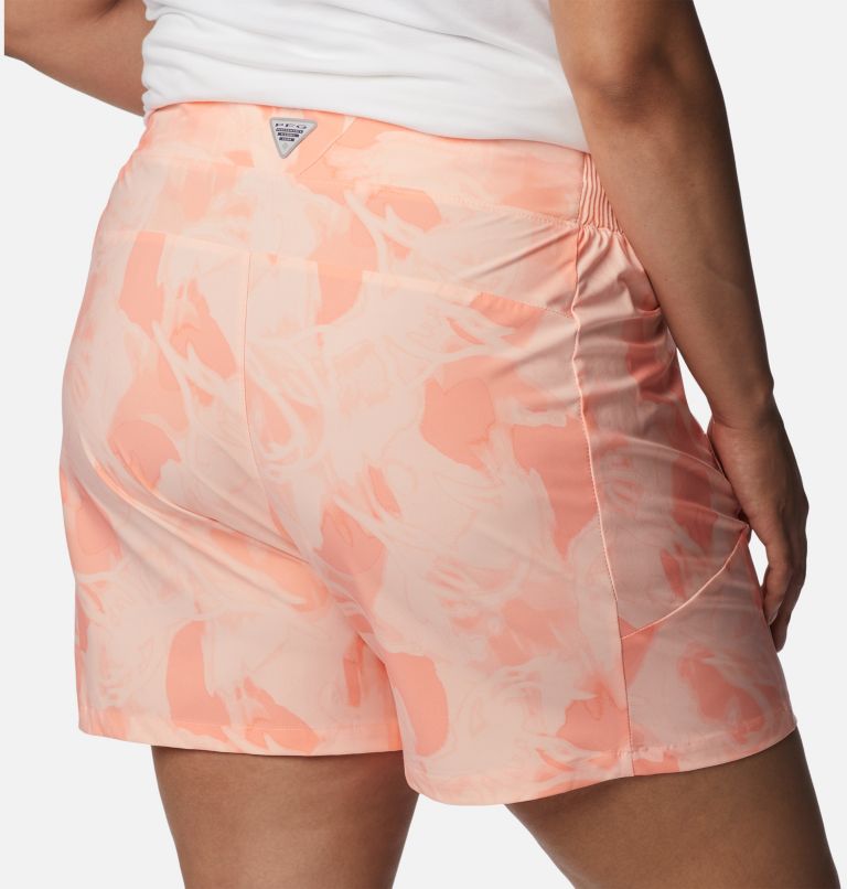 Women's PFG Tidal II Shorts - Plus Size, Color: Tiki Pink, Auroras Print, image 5